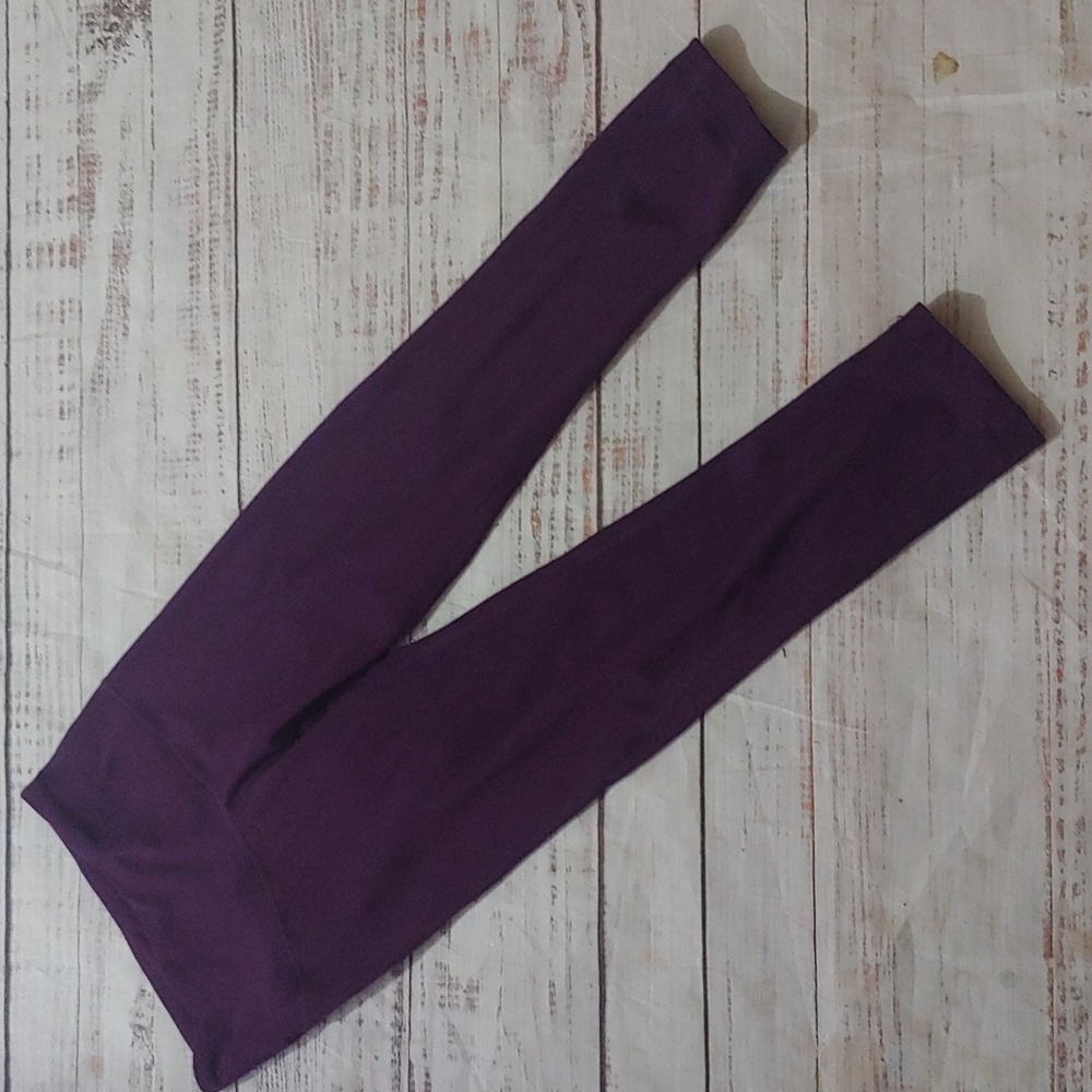YOGALICIOUS CROPPED LEGGINGS‎